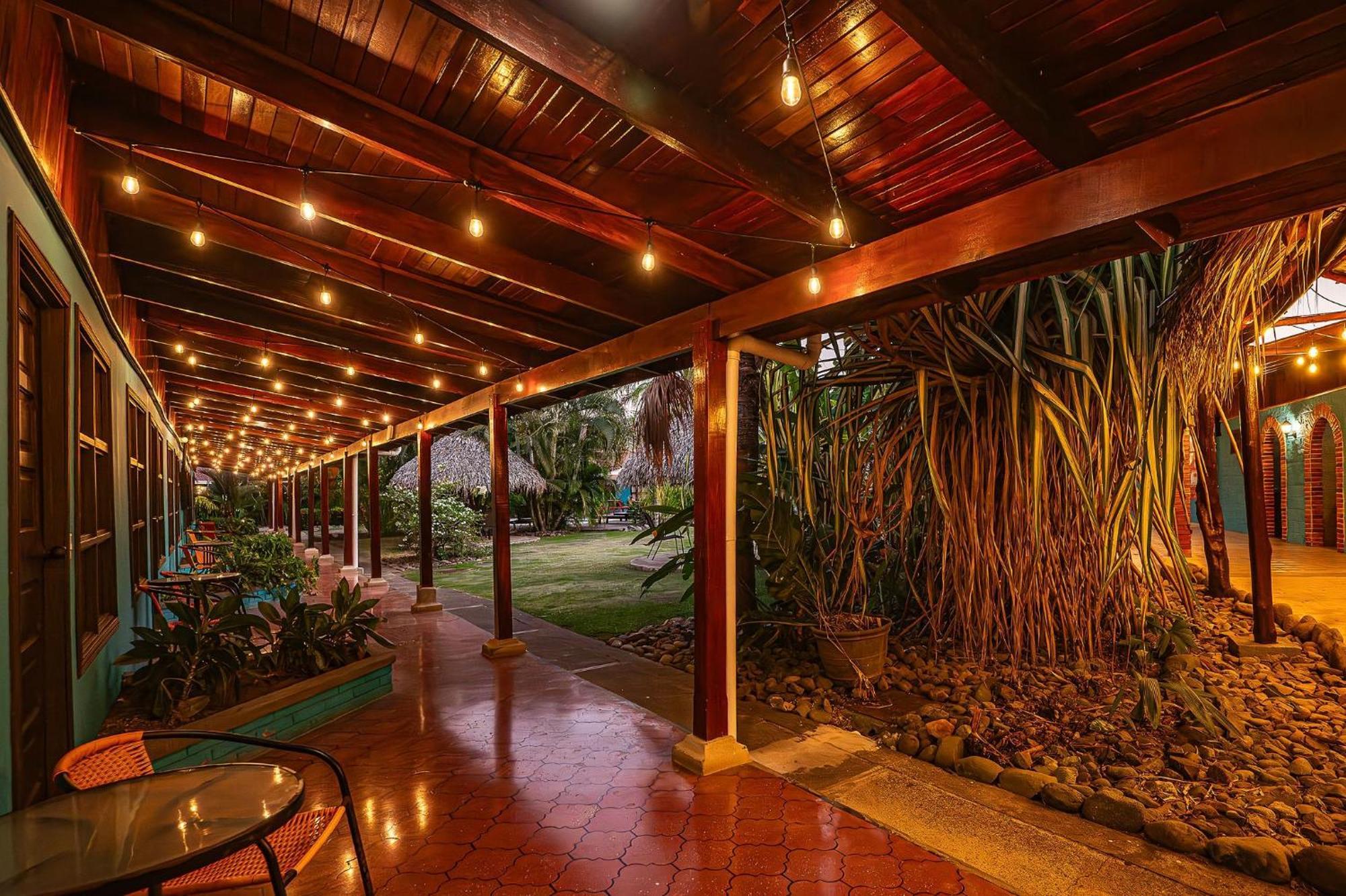 Beach Break Resort Jaco Exterior photo